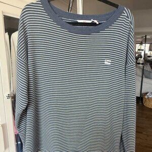 EUC Vineyard Vines Vintage Boxy Blue & White Stripped Sweatshirt SIZE LARGE